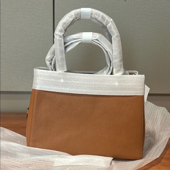 BRAND NEW Kate Spade Brown Leather Tote Bag - Picture 2 of 4